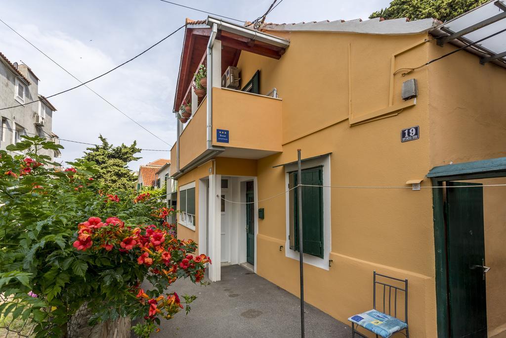 Apartments Sara Hvar Town Exteriör bild